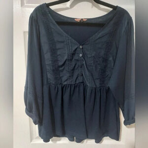 East Adeline Navy Blue 3/4 Sleeve Top in Size 2X